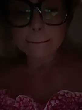 Stripchat Live Sex Cam of luna_14