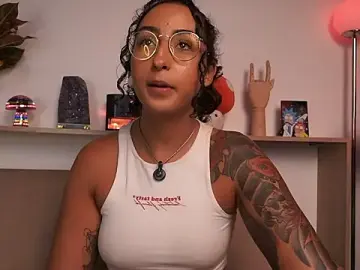 Stripchat Free Live Porn of agatha_collins_