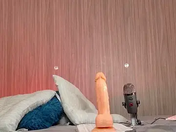 Stripchat Live Sex Cam of oceanthesquirter