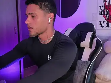 Stripchat Live Sex of Alessandro_Vanni