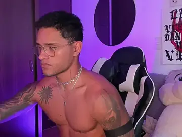 Stripchat Nude Webcam of Alessandro_Vanni