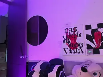 Stripchat Free Porn Cam of Alessandro_Vanni