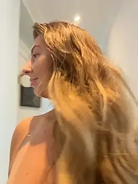 Stripchat Watch Live Sex Cams of curvyflawless