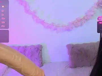 Stripchat Free Porn Cam of pauline_golden1