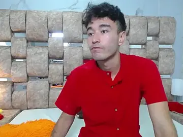 Stripchat Live Sex Cam of KathyAiden