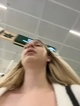 Stripchat Watch Live Sex Cams of SashaCatt