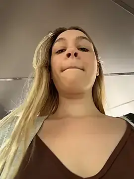 Stripchat Live Porn of SashaCatt