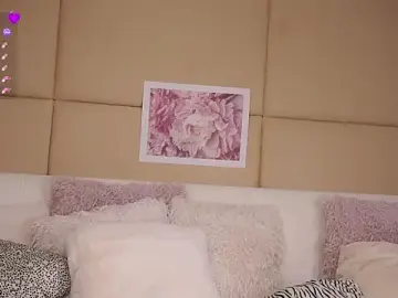 Stripchat Live Sex Cam of EdlinHargus