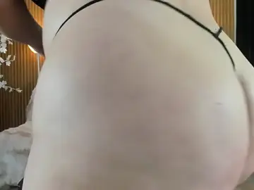 Stripchat Free Porn Cam of Danna_topless