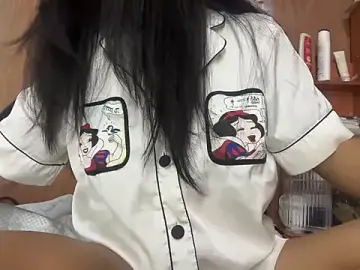 Stripchat Sex Cam of asian-doll