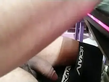 Stripchat Nude Webcam of growing20yo