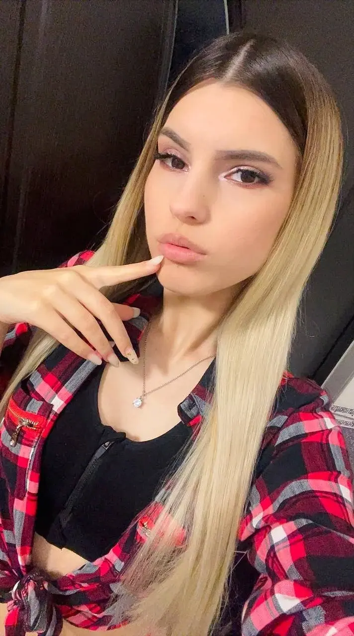 LauraineMisti