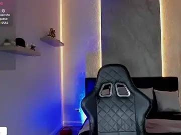 Stripchat Watch Live Sex Cams of Brad_Summer