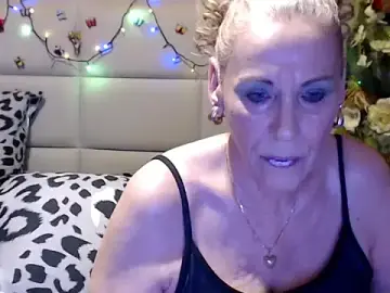 Stripchat Best Webcam of HappyWomanOn
