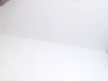 Stripchat Sex Cam of drake_brwon_23