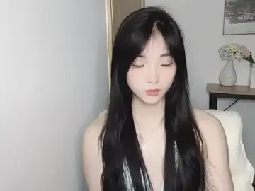 Stripchat Free Live Porn of Louise-3