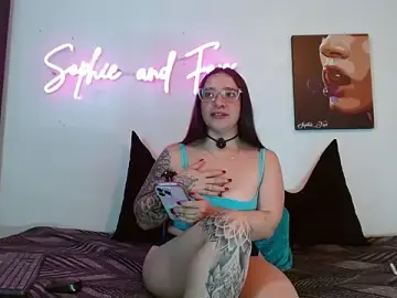 Stripchat Live Sex of SophieFoxx17