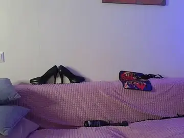 Stripchat Free Live Porn of MaxMia