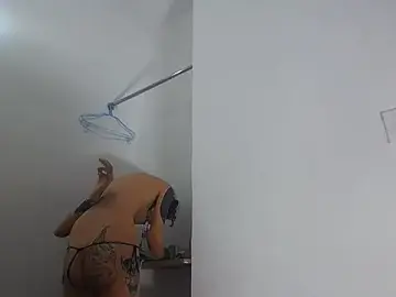 Stripchat Sex Cam of barbara_anal_squirt_