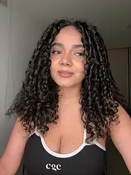 Stripchat Adult Webcam of Curlyierr