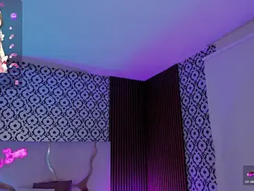 Stripchat Live Sex Cam of kaisage_tay