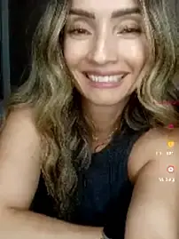 Stripchat Adult Webcam of Loly_Horny