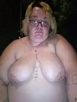 Stripchat Sex Chat of diosacurvy1984