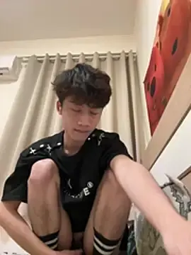 Stripchat Live Sex Cam of sexyboy-3525