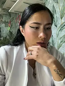 Stripchat Sex Cam of Sweet__Nurse1
