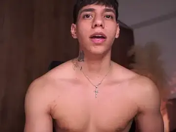 Stripchat Free Porn Cam of Josep_Davies