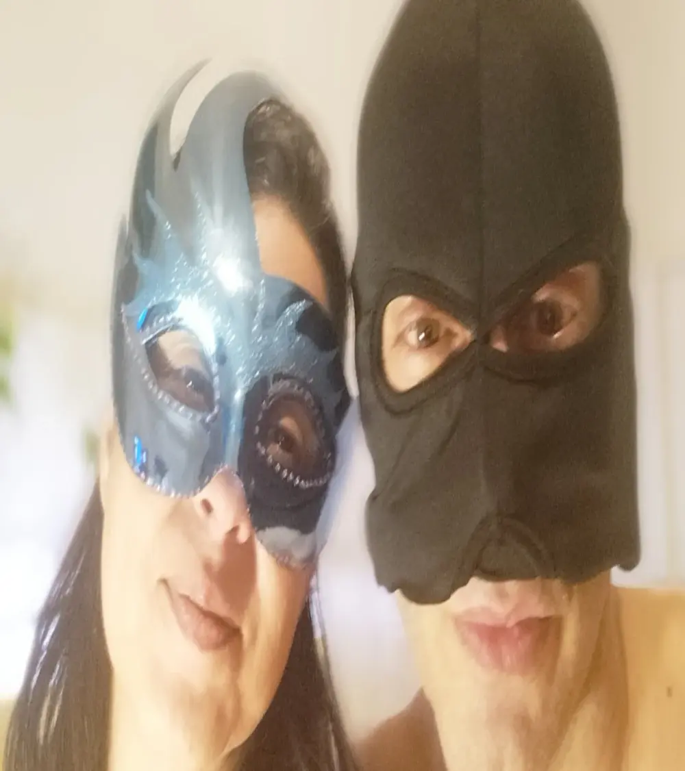 MaskCouple_1