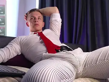 Stripchat Live Sex of S3Xyes