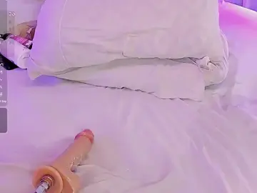 Stripchat Live Sex of EmmaRouss1