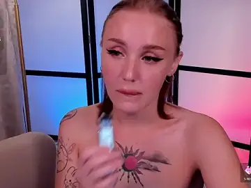 Stripchat Best live sex cam show of LianaFord