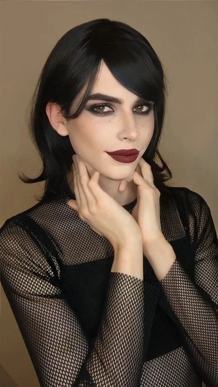 FemAlexa_