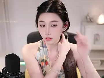 Stripchat Sex Cam of SleepArtist