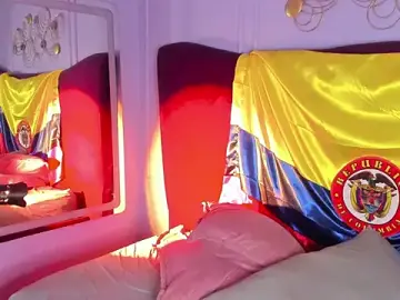 Stripchat Best live sex cam show of Sofi_Fox_