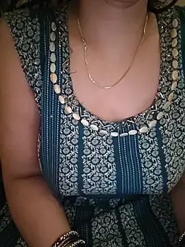 Stripchat Live Porn of kaamuk_shweta
