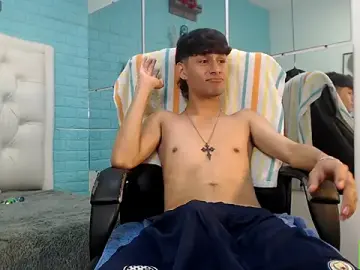 Stripchat Watch Live Sex Cams of DraxBlade09