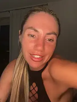 Stripchat Free Porn Cam of KaceySouthX