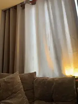 Stripchat Watch Live Sex Cams of salomesweet13