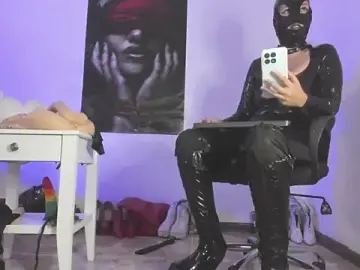 Stripchat Watch Live Sex Cams of Sarah_Mistress_