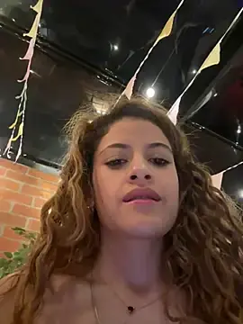 Stripchat Adult Video Chat of alana15