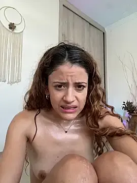 Stripchat Free Live Porn of alana15