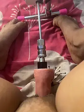 Stripchat Free Live Porn of HOTTY-TINA