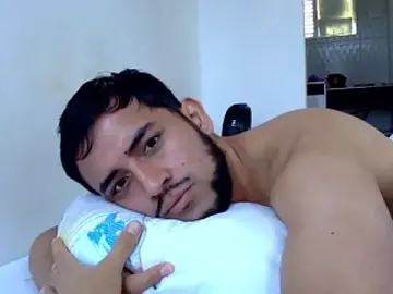 Stripchat Nude Webcam of derek_smiith