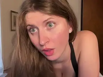 Stripchat Live Sex Cam of YUMIandbigWOLF