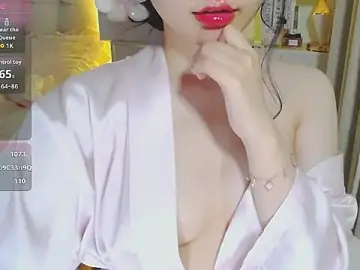 Stripchat Sex Cam of HaLa_Madrid20