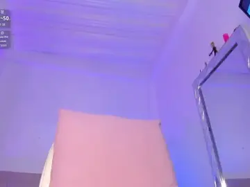 Stripchat Live Sex Cam of VictoriaVX