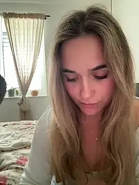 Stripchat Best Webcam of LillyStarr